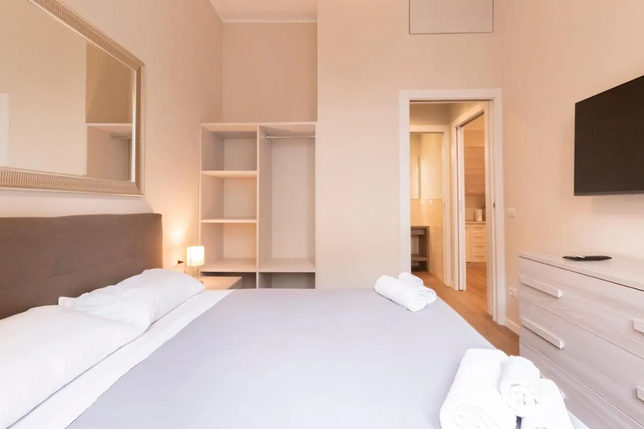 Missori Apartment 1 Milan